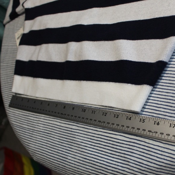 Anthropologie‎ $88 Small Navy White Striped Twist Front Cropped Hoodie Sweater - Picture 13 of 14